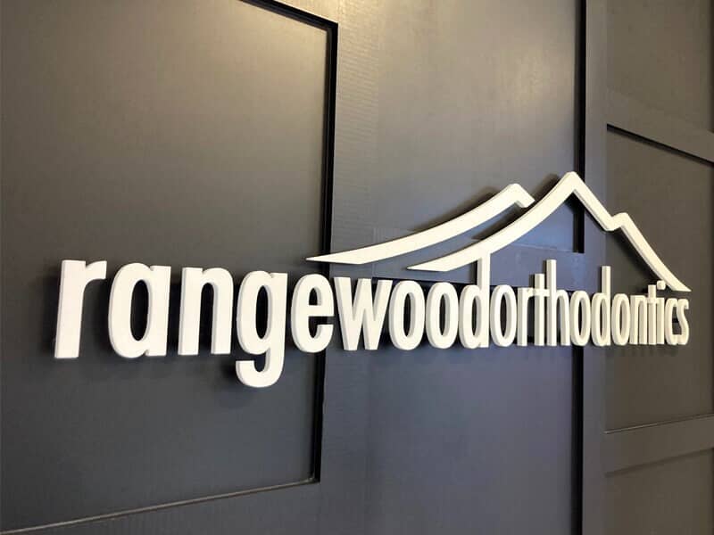 Custom dimensional letters